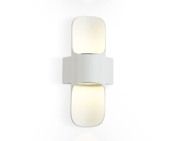 ST4533 ST4533 WH белый LED 4200K 8W IP54 220*66*100