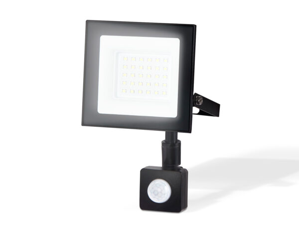 ST8113 ST8113 BK черный IP65 LED 6500K 30W 134*116*26