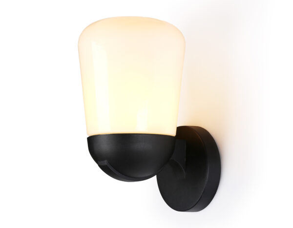 ST2083 ST2083 BK/FR черный/белый матовый IP54 E27 max 40W 260*150*185