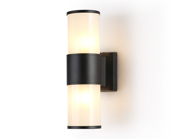 ST2455 ST2455 BK/FR черный/белый матовый IP54 E27 max 40W 300*90*155