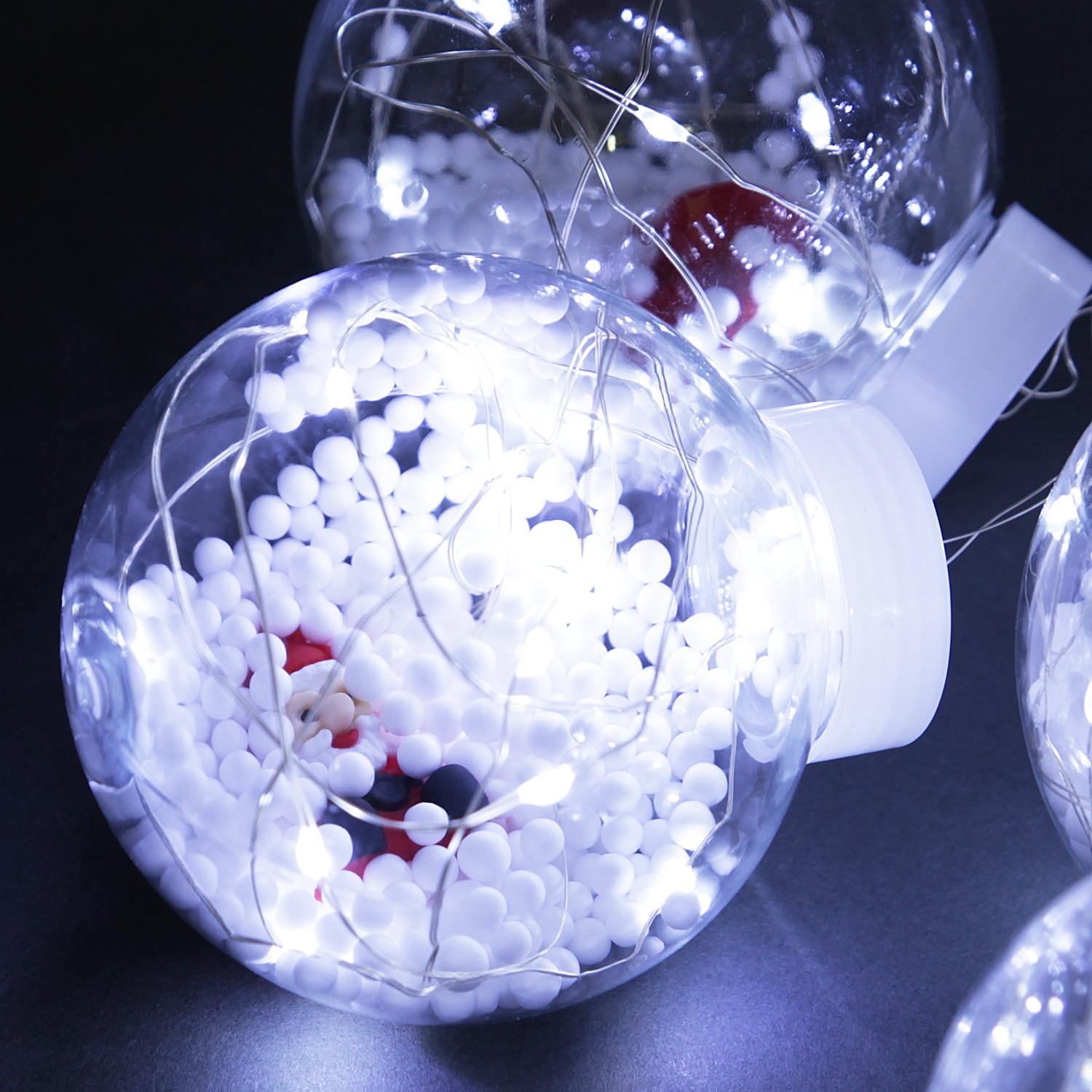 A-940 W бахрома светодиодная «Роса» 2,7х0,7м, 10 шариков D 50мм