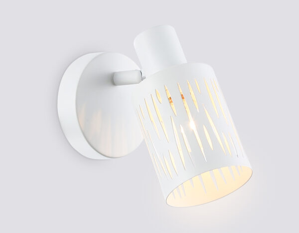 TR8663_mode1 TR8663 WH белый E14 max 60W 180*100*150