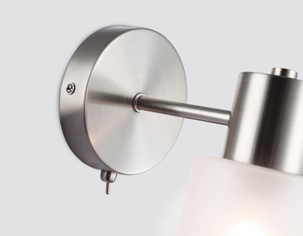 TR9578_macro1 TR9578 SN сатин E14 max 40W 175*100*195