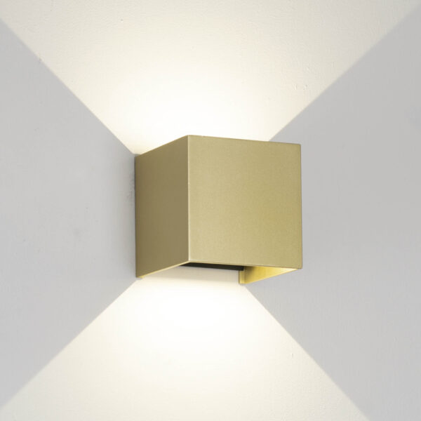 9226 9226 Настенный уличный светильник DAVOS