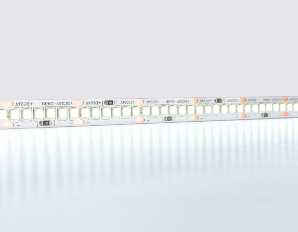 GS3303_mode0-2 GS3303 2835 240Led/ 18W m/ 24V IP20 6500K/ 5000*10*1.2mm (2 конт.)